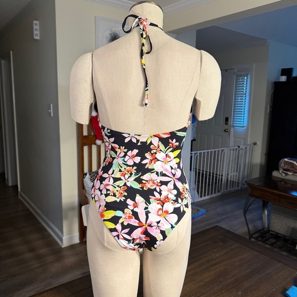ROXY One Piece Swimsuit Size S Floral Cutout Halter NWT - Picture 2 of 8